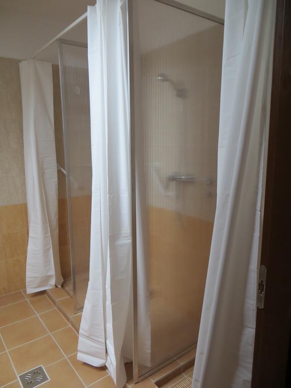 Horpacsi Europa Piheno Koezpont Hotel Buitenkant foto